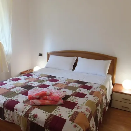 Apartment Viola *